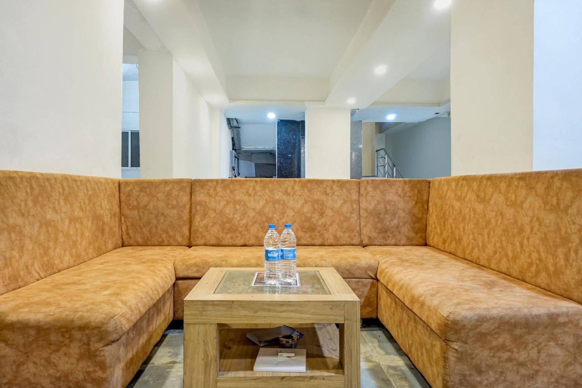 Collection O Galaxy Stay Pune Exterior foto